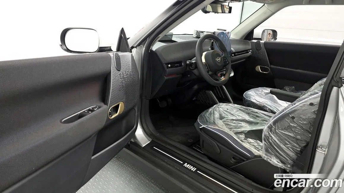 Mini Cooper 2024 из KR, фото 10