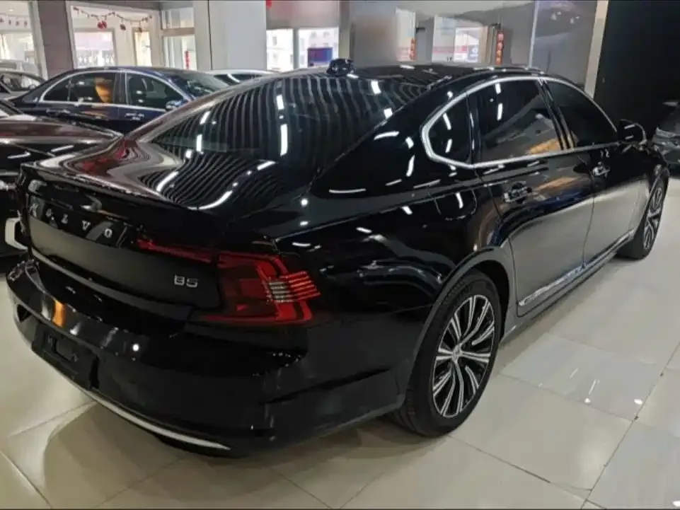 Volvo S90 — фото 10