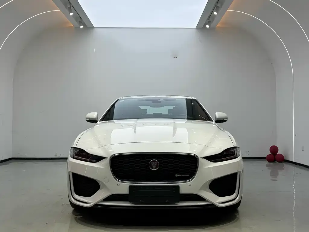 Jaguar XEL 2023 из CN, фото 7