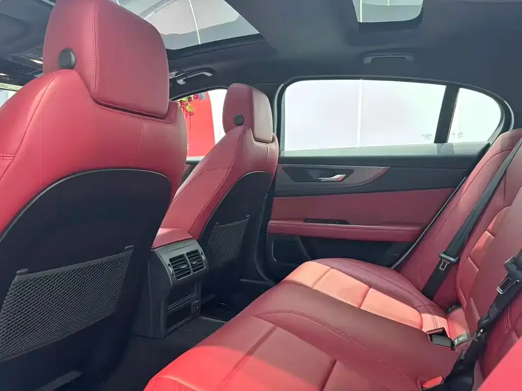 Jaguar XEL 2023 из CN, фото 3