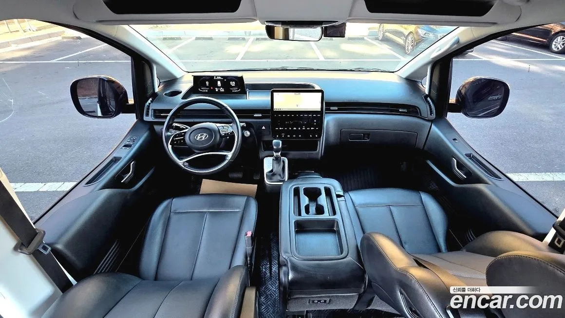 Hyundai Staria — фото 4