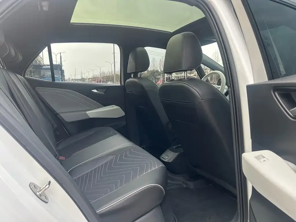 Volkswagen ID.3 2024 из CN, фото 3