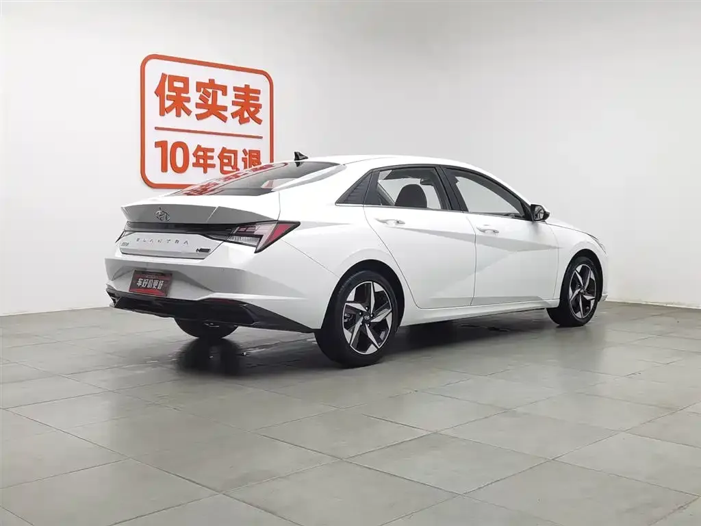 Hyundai Elantra 2023 из CN, фото 4