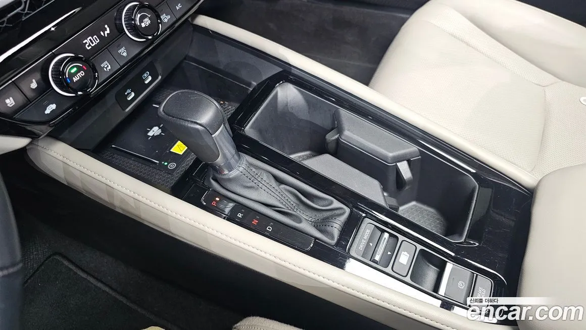 Honda Accord — фото 10