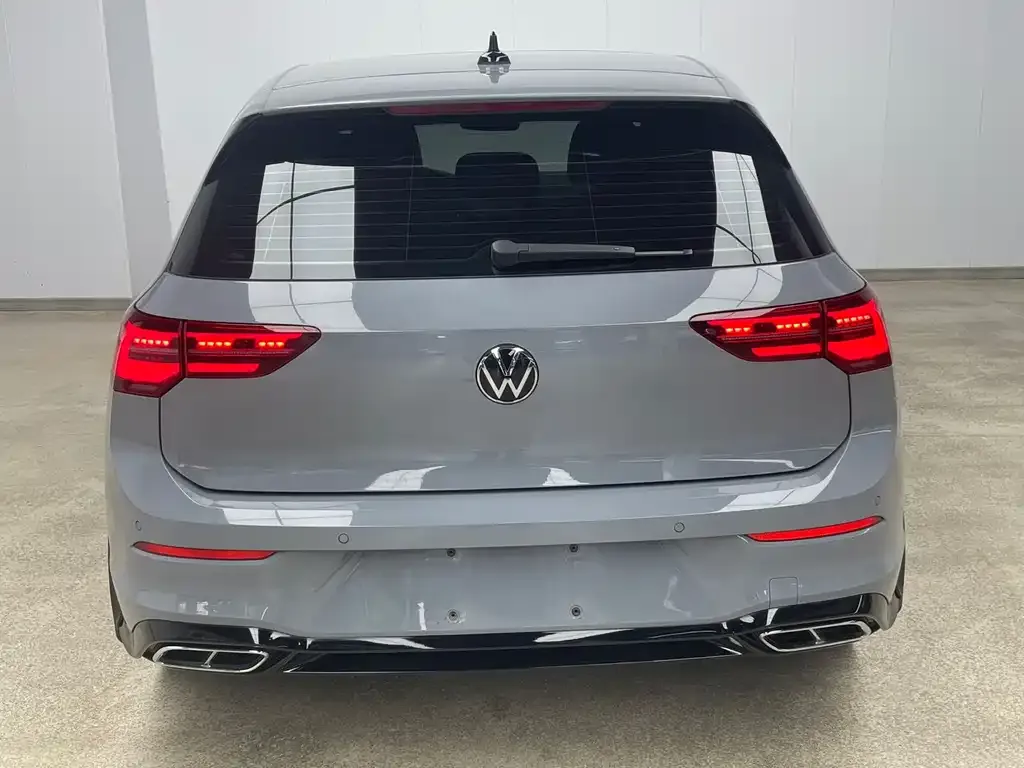 Volkswagen Golf 2022 из CN, фото 4