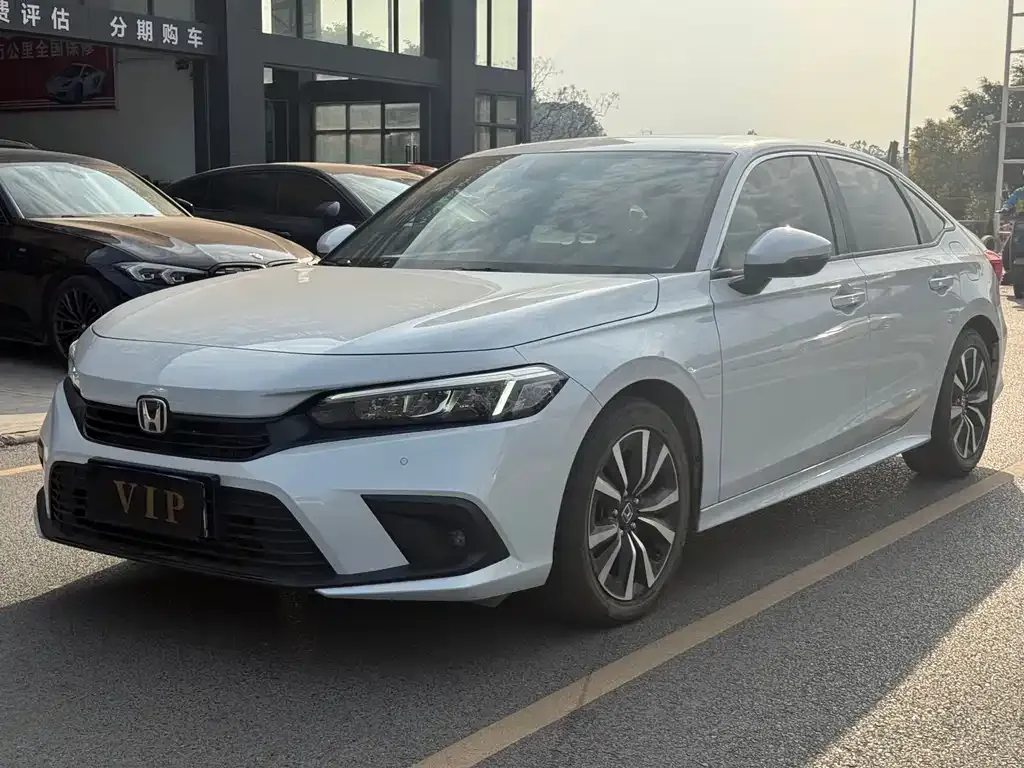 Honda Civic — фото 1