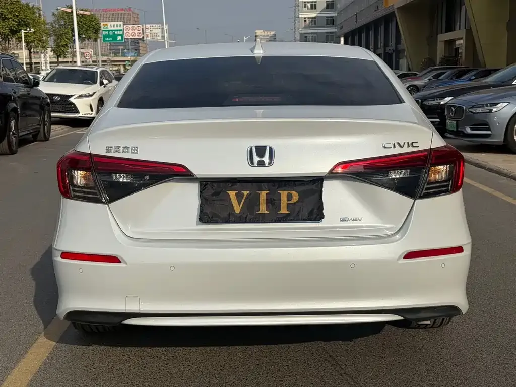 Honda Civic — фото 9