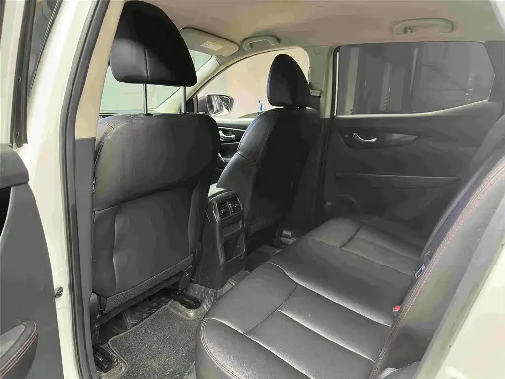 Nissan Qashqai 2022 из CN, фото 3