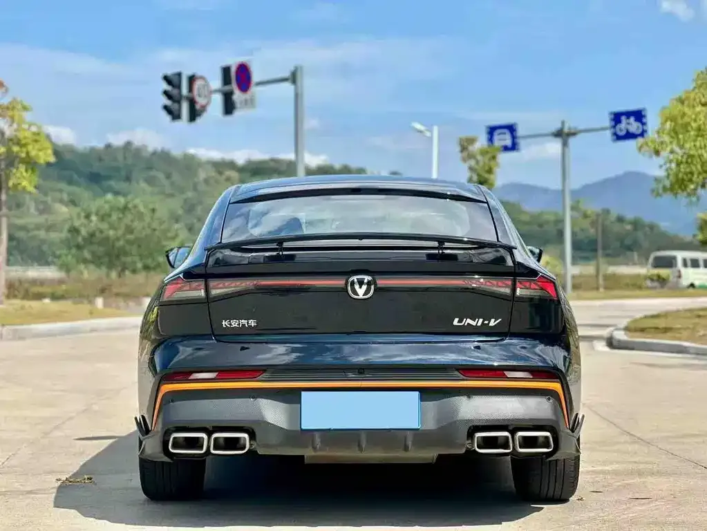 Changan UNI-V 2024 из CN, фото 4