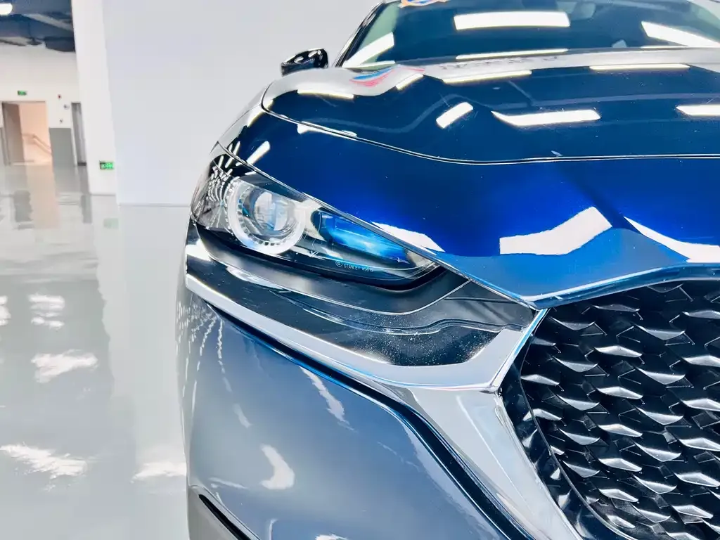 Mazda CX-30 2023 из CN, фото 3