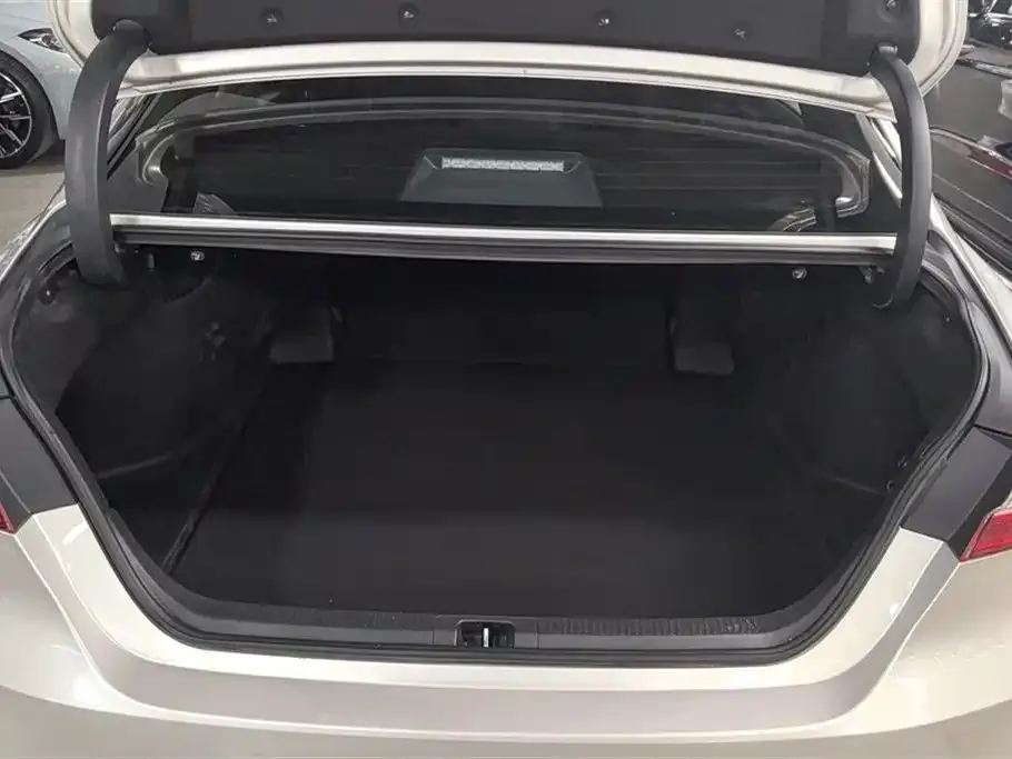 Toyota Camry 2021 из CN, фото 3
