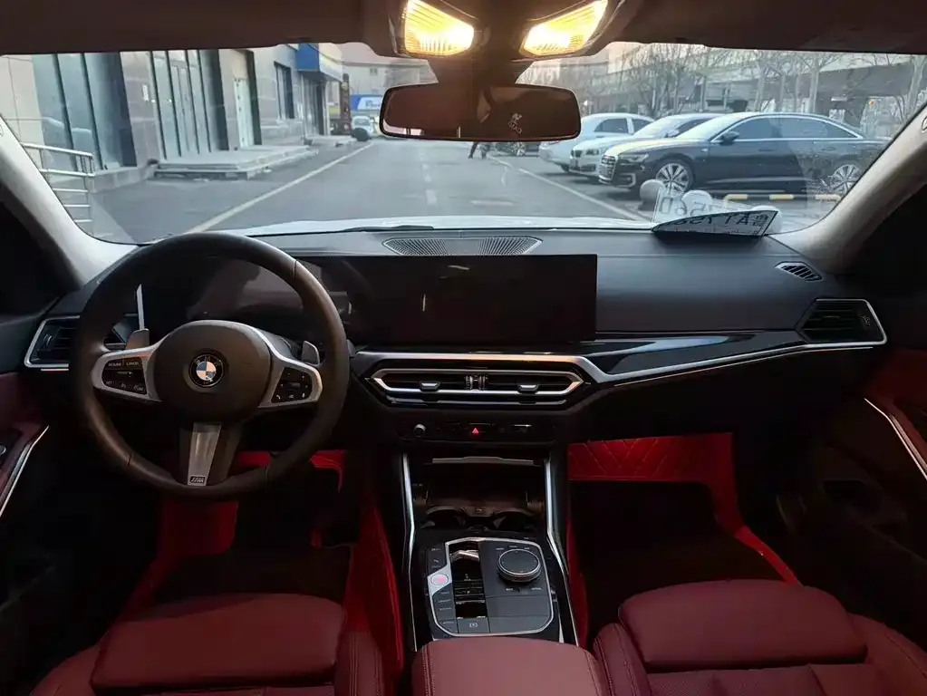 BMW 3 Series 2024 из CN, фото 4