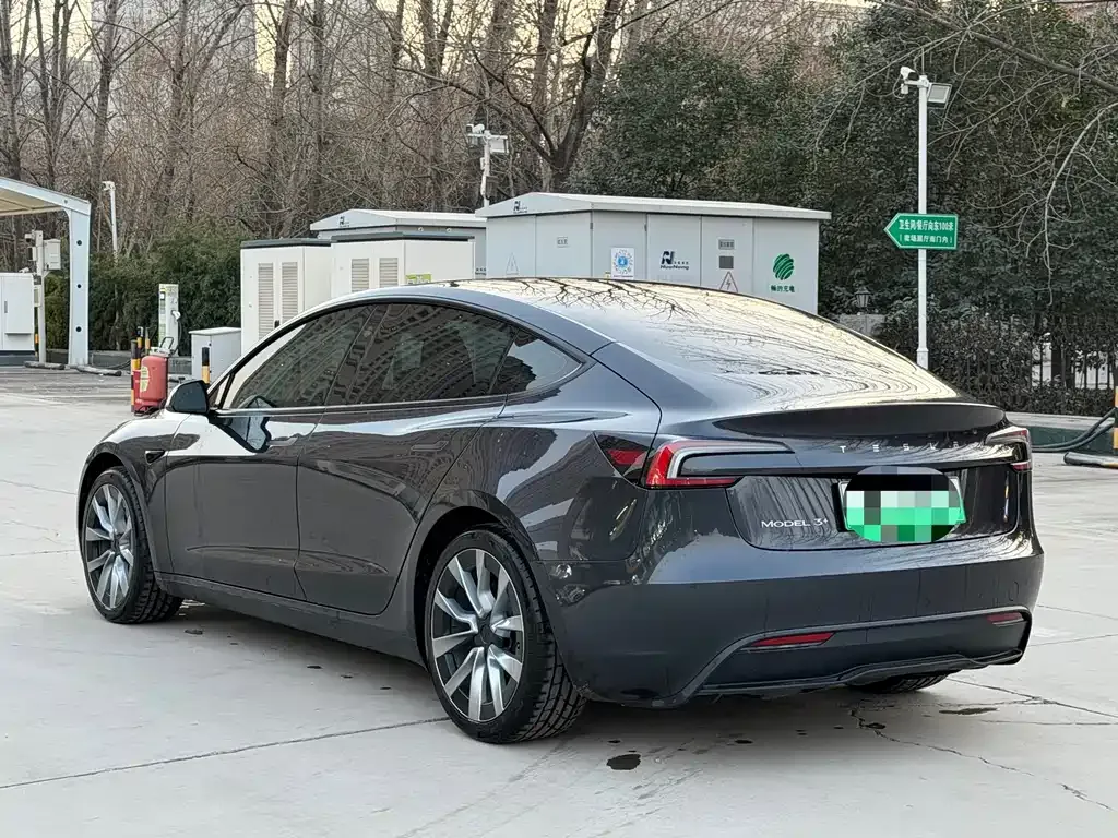 Tesla Model 3 2024 из CN, фото 5