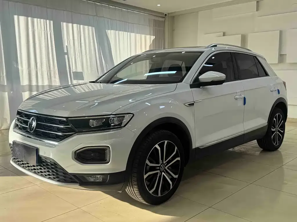Volkswagen T-Roc 2023 из CN, фото 1