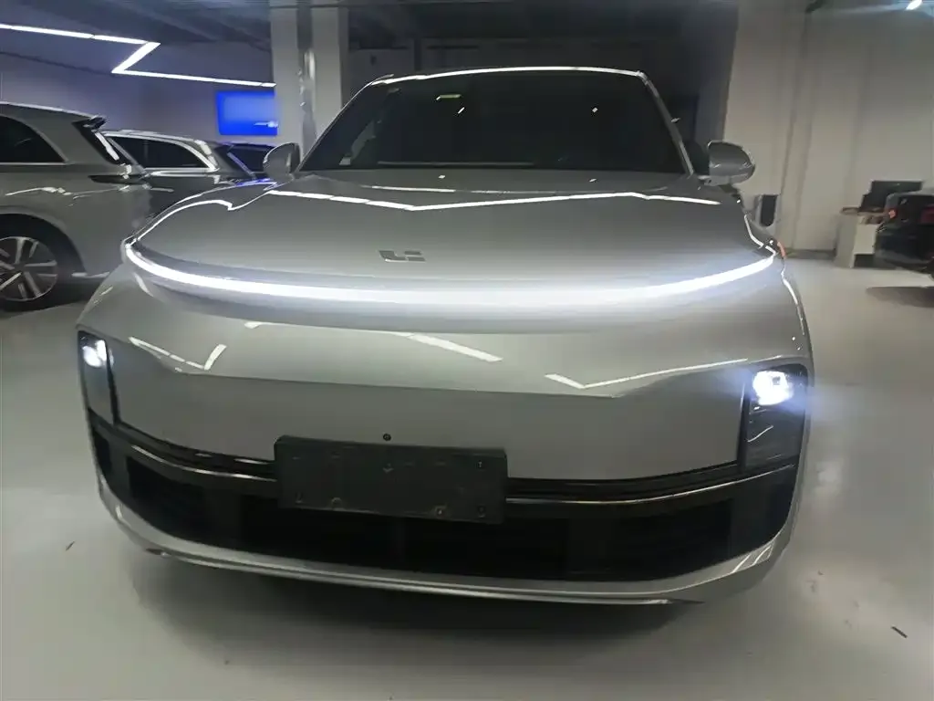 Li Auto L8 2023 из CN, фото 4
