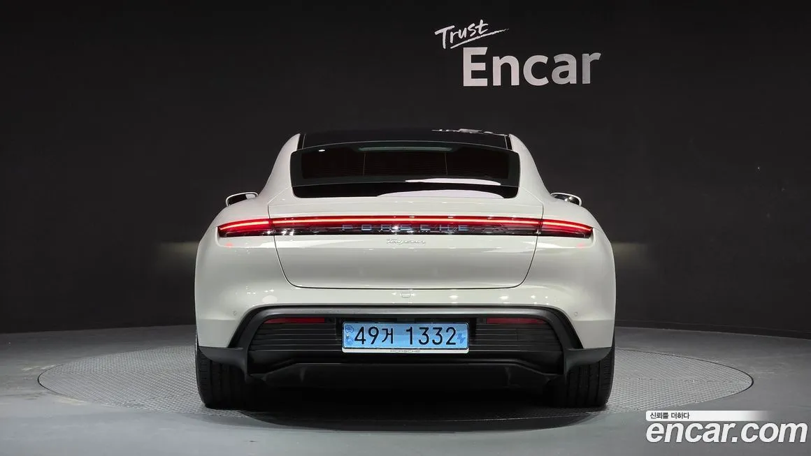 Porsche Taycan 2023 из KR, фото 9