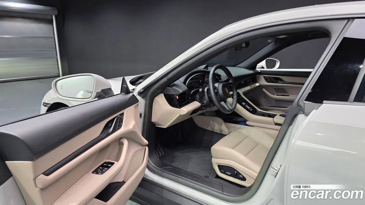 Porsche Taycan 2023 из KR, фото 6