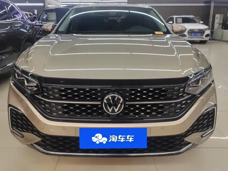 Volkswagen Passat — фото 8