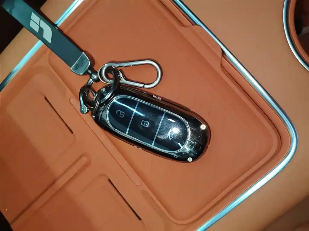 Li Auto L9 2025 из CN, фото 2