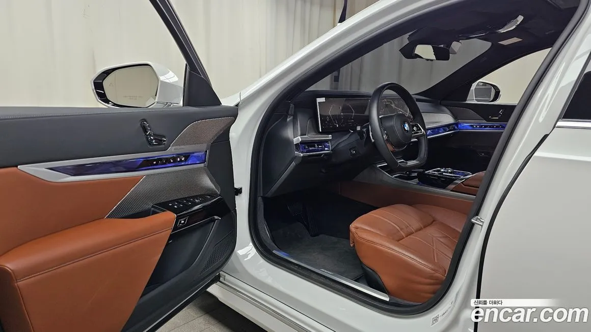 BMW 7-Series 2023 из KR, фото 10