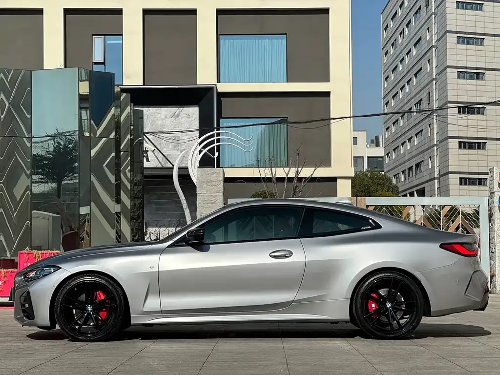 BMW 4 Series 2022 из CN, фото 9