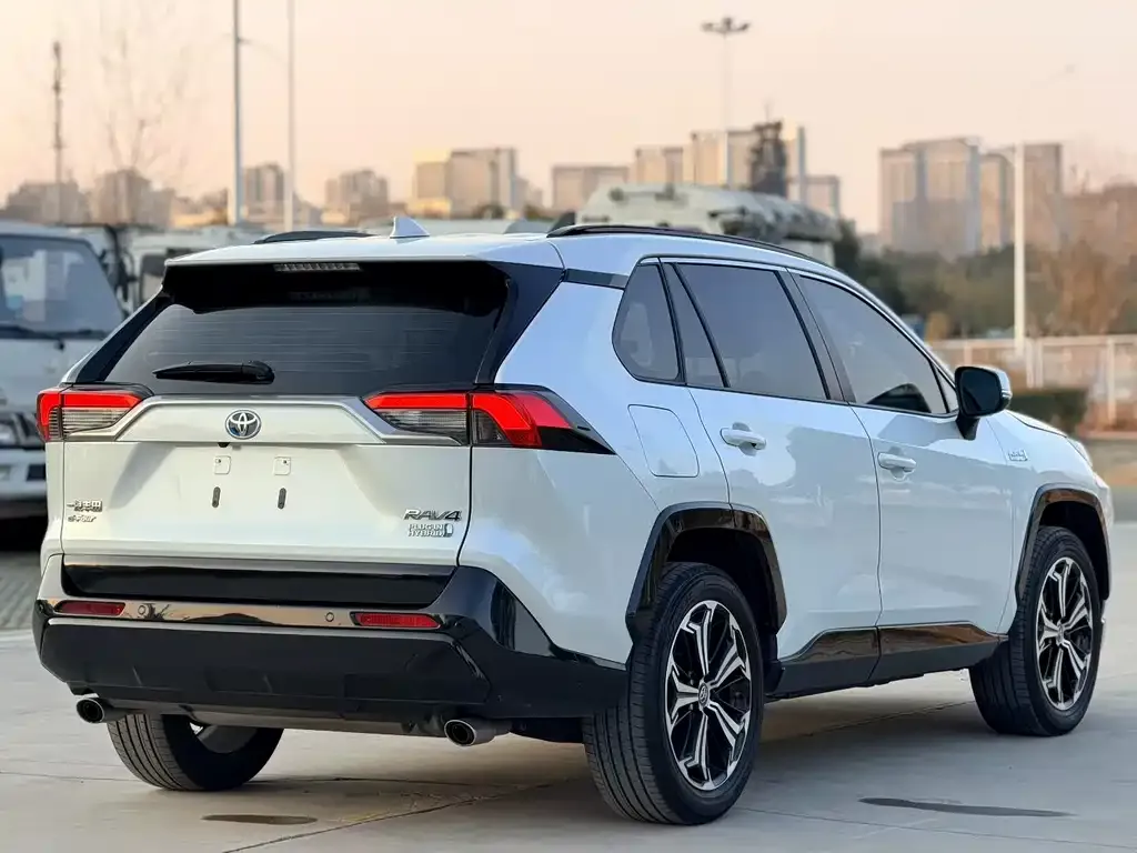 Toyota RAV4 Prime 2021 из CN, фото 4