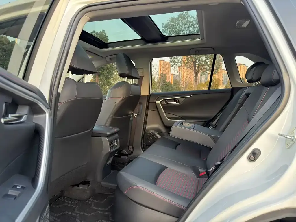 Toyota RAV4 Prime 2021 из CN, фото 7