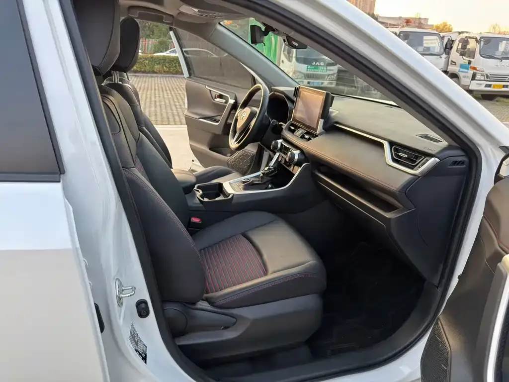 Toyota RAV4 Prime 2021 из CN, фото 8