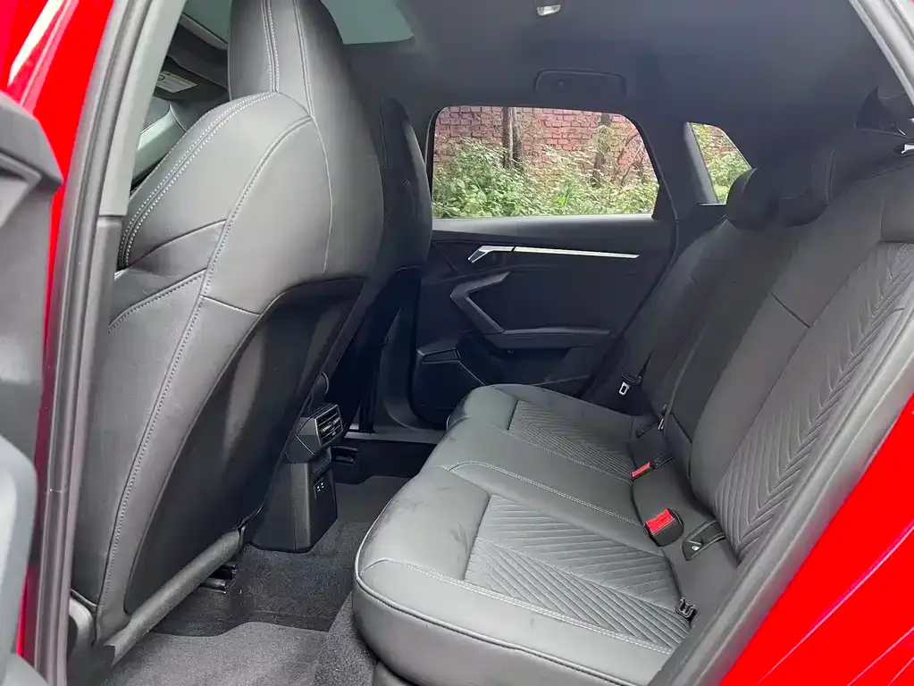 Audi A3 2021 из CN, фото 2