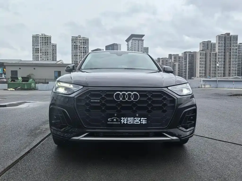 Audi Q5L 2023 из CN, фото 2