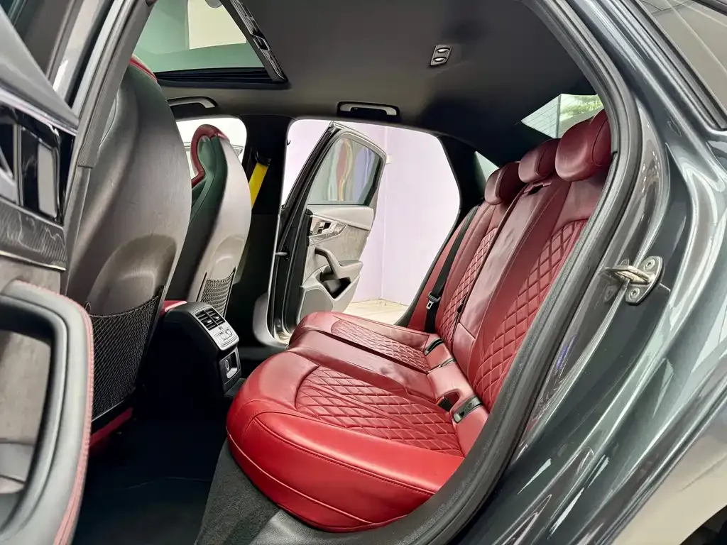 Audi S4 2021 из CN, фото 9