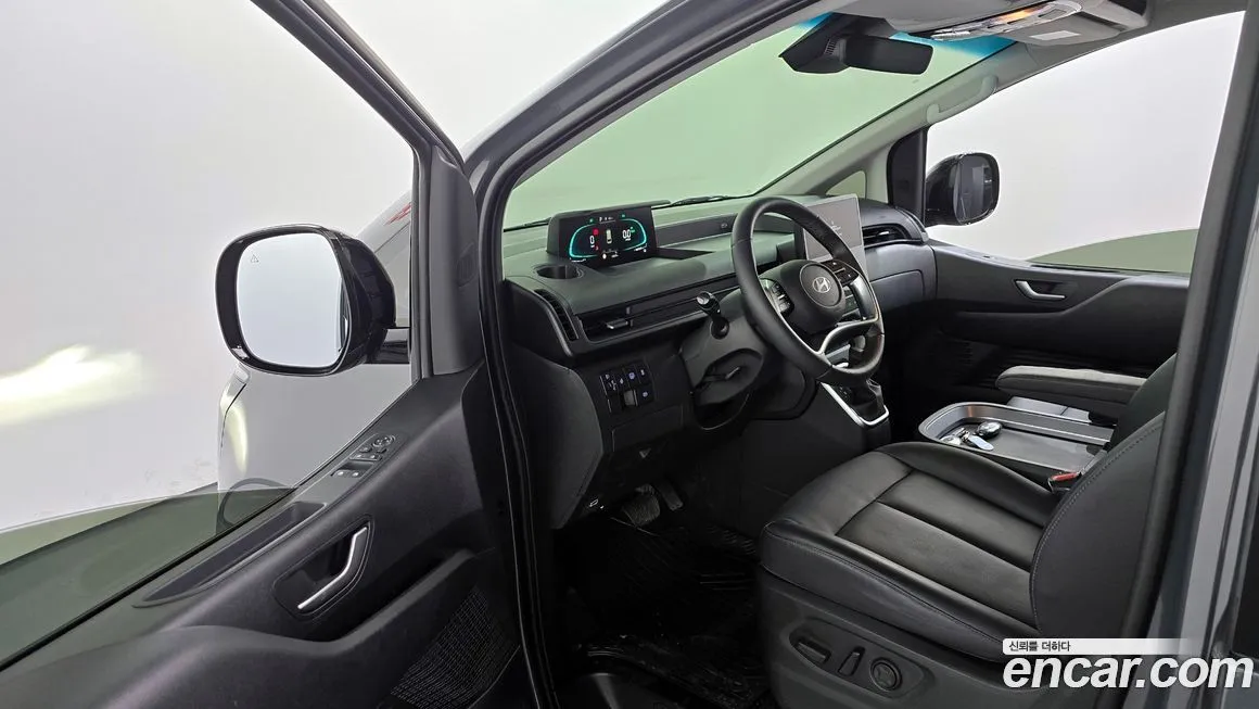 Hyundai Staria 2025 из KR, фото 8