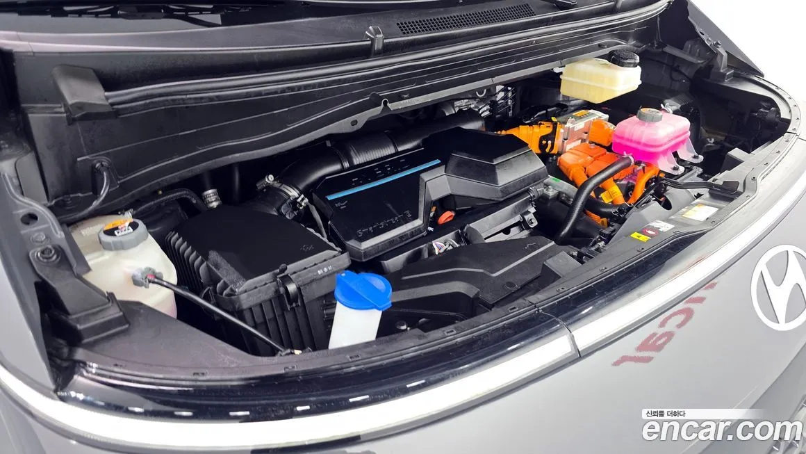 Hyundai Staria 2025 из KR, фото 9