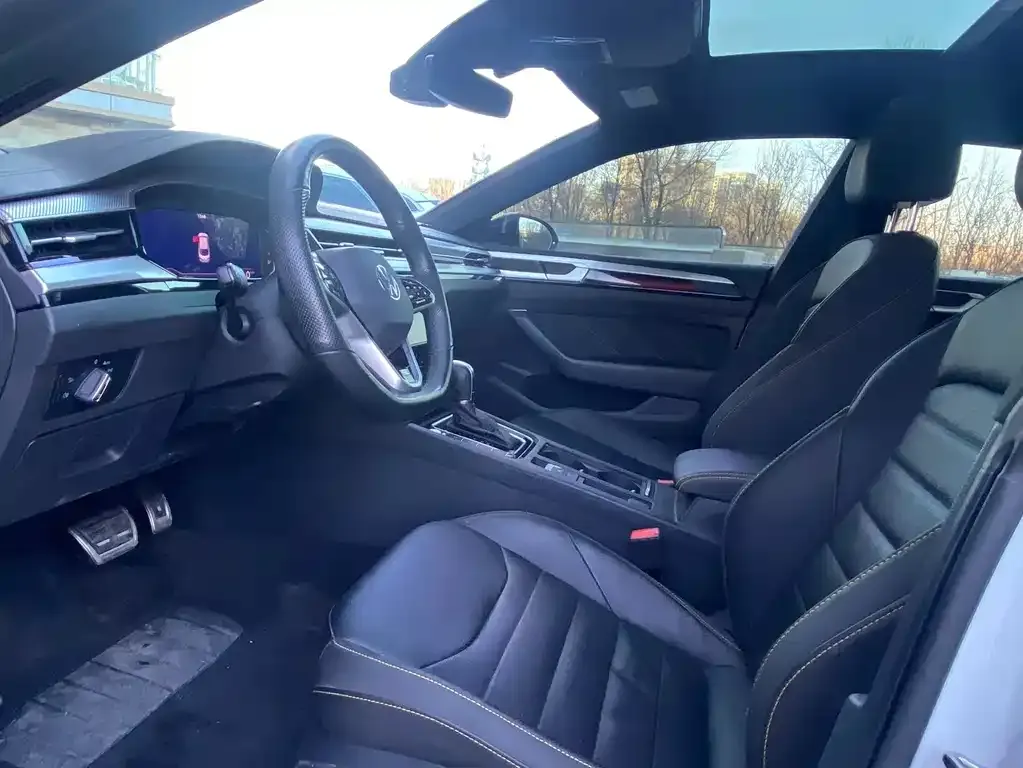 Volkswagen CC 2023 из CN, фото 7