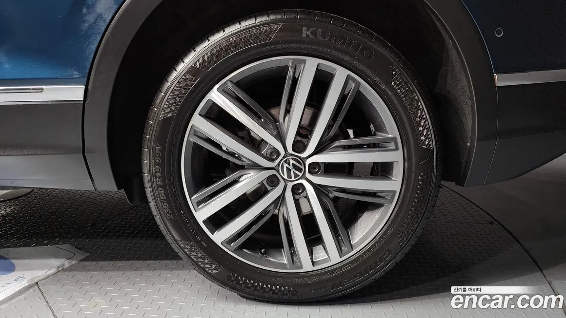 Volkswagen Tiguan 2023 из KR, фото 3