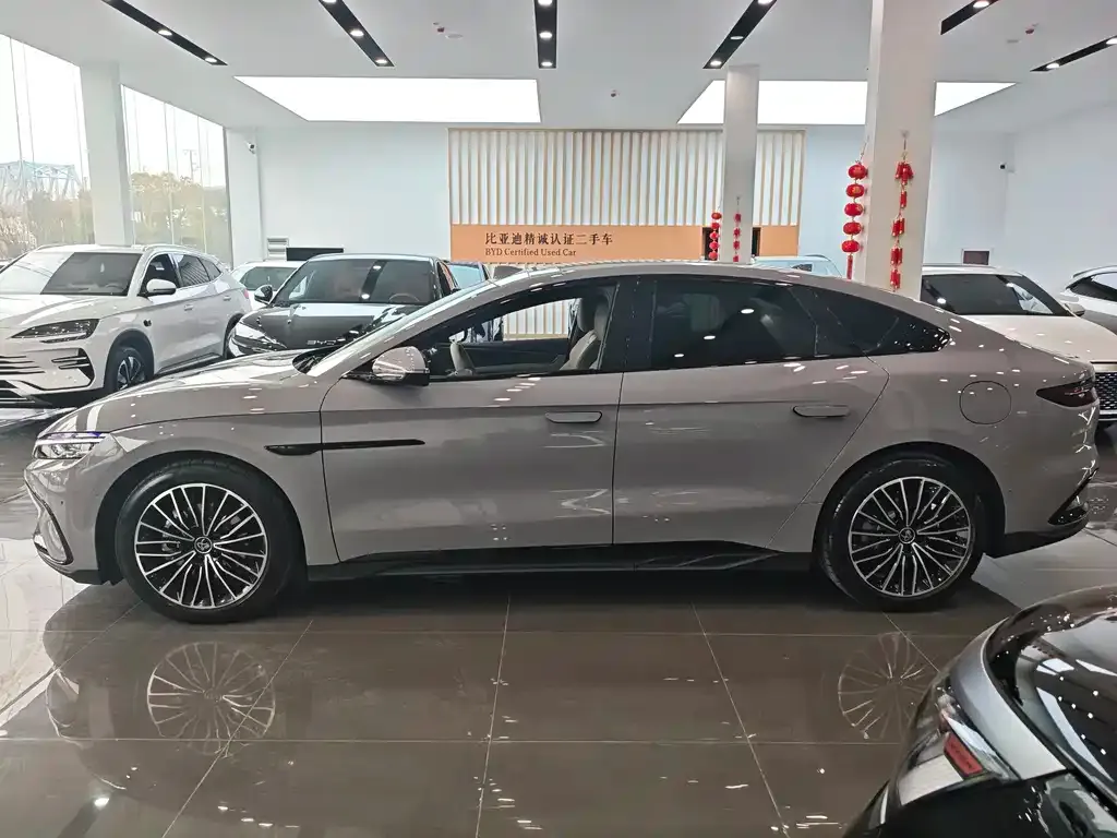 BYD Han 2025 из CN, фото 4