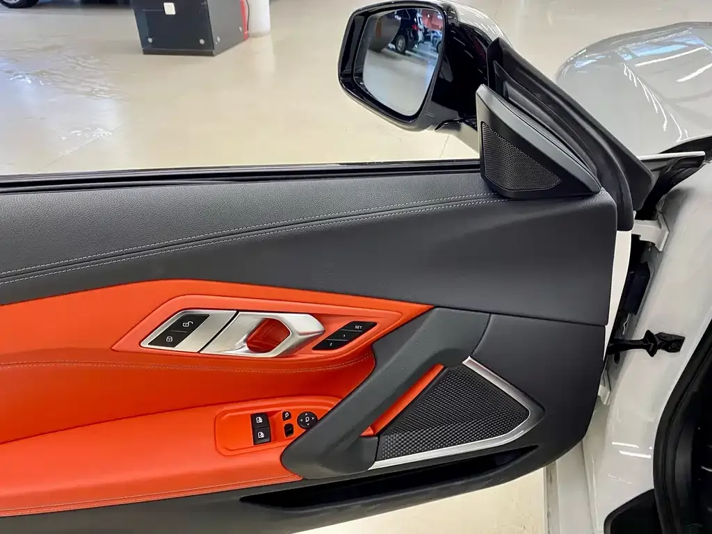 BMW Z4 2023 из CN, фото 9