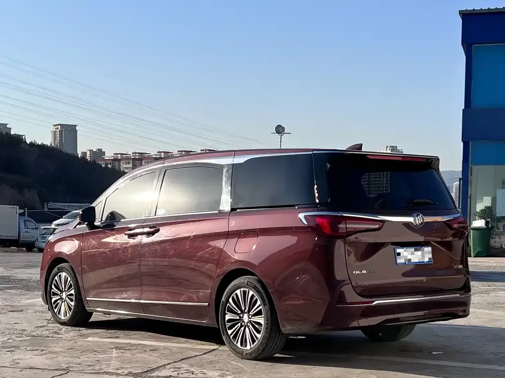 Buick GL8 2022 из CN, фото 3