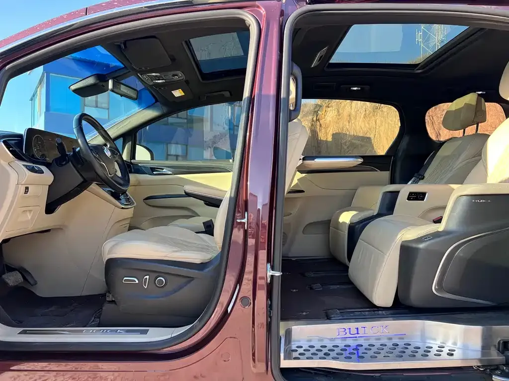 Buick GL8 2022 из CN, фото 8