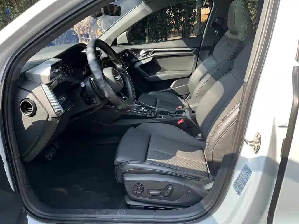 Audi A3 2021 из CN, фото 4
