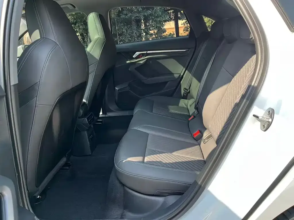 Audi A3 2021 из CN, фото 7
