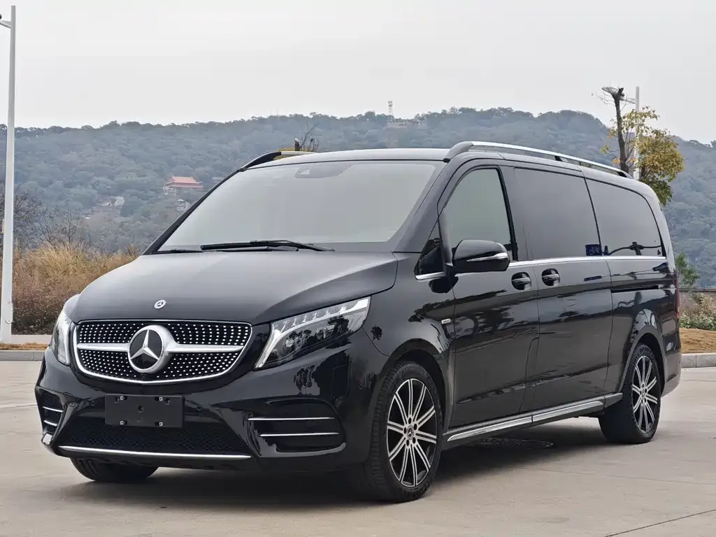Mercedes-Benz V-Class 2024 из CN, фото 1