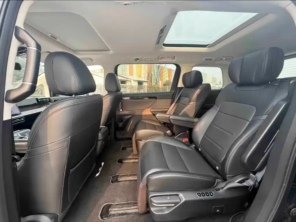 GAC Motor E8 Hybrid 2024 из CN, фото 2