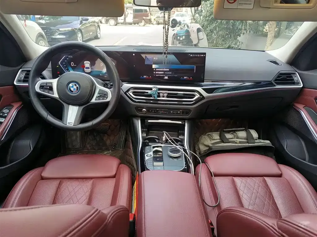 BMW i3 2023 из CN, фото 3