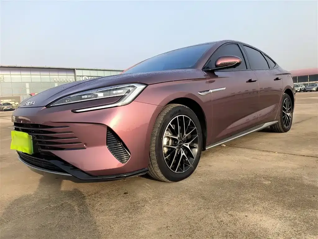 BYD Seal — фото 2