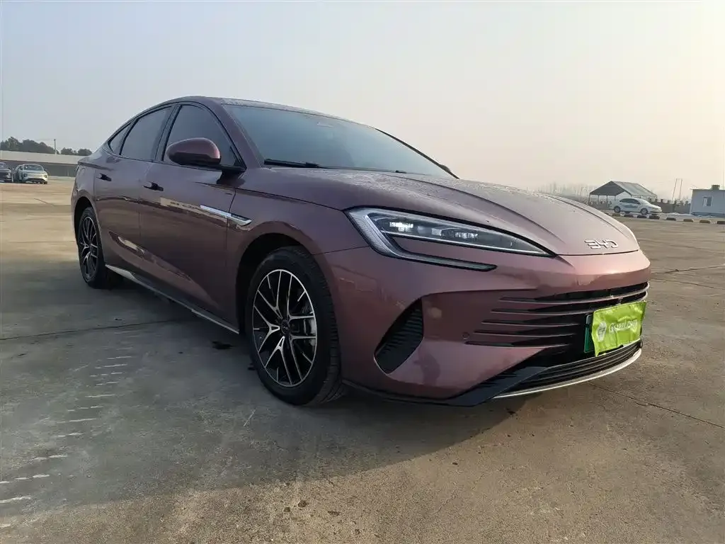 BYD Seal — фото 8