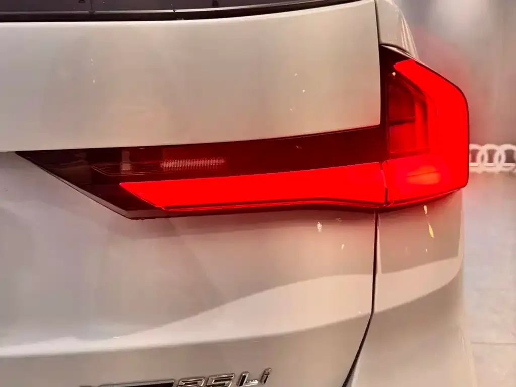 BMW X1 2024 из CN, фото 2