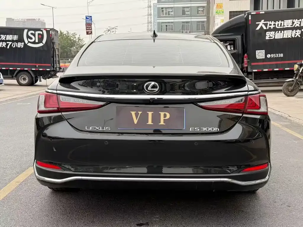 Lexus ES 2023 из CN, фото 6