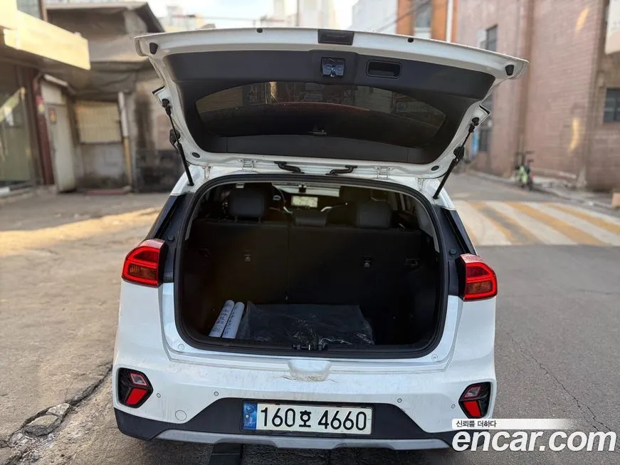 Kia Niro 2021 из KR, фото 10
