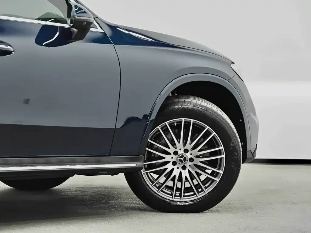 Mercedes-Benz GLC 2024 из CN, фото 10